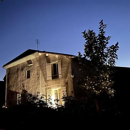 Independant Dans Longere Apartment Grand Brassac